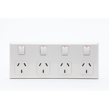 600 Series, Quad Switched Socket, 10A Horizontal 4-Gang